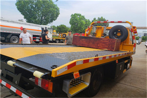 马边附近拖车电话号码服务