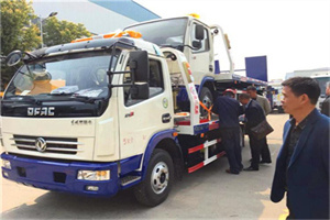 马边汽车道路救援拖车价格